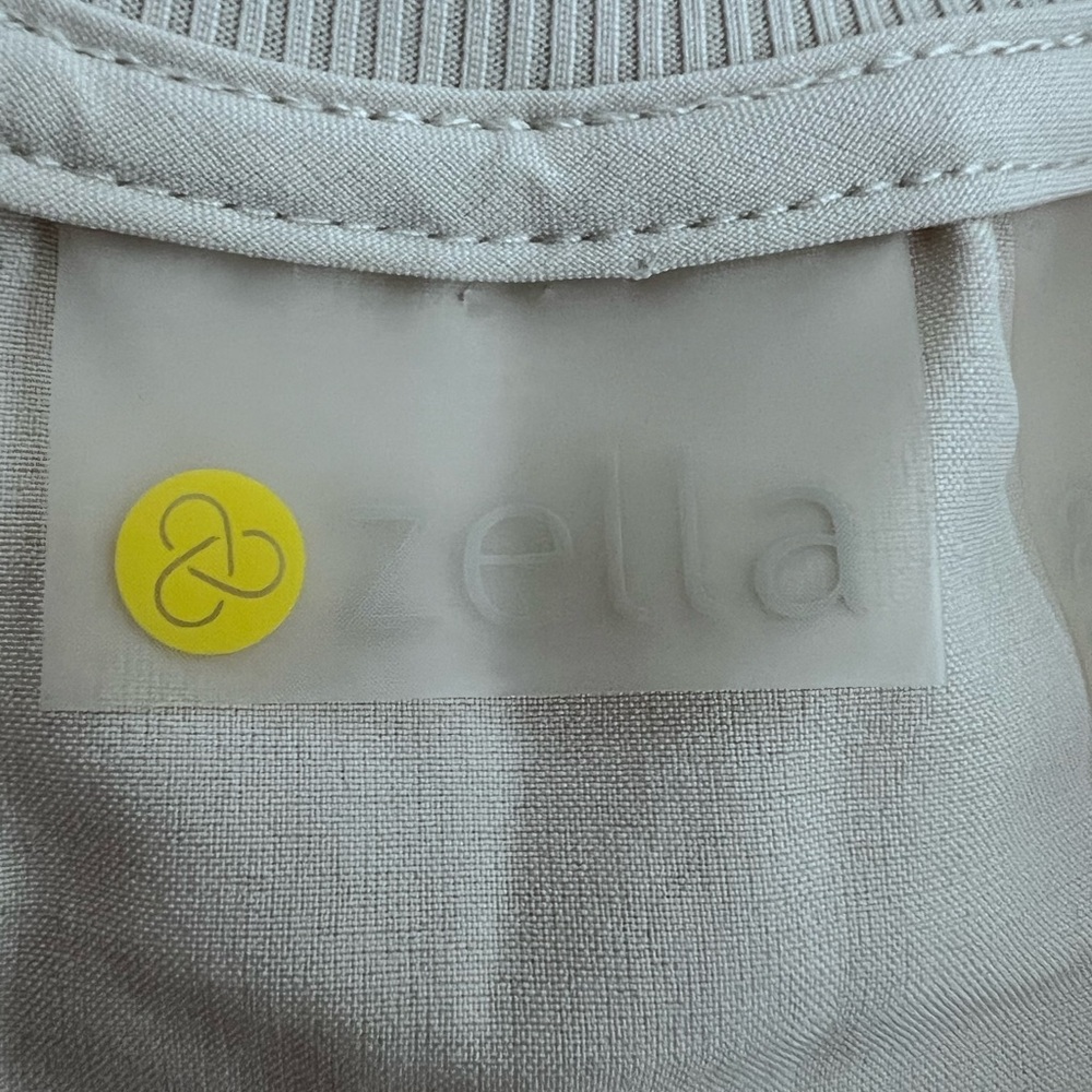 Zella White Sleeveless Dress - Picture 5 of 6